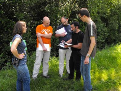 Photo du groupe durant une expertise sur un site piscicole
